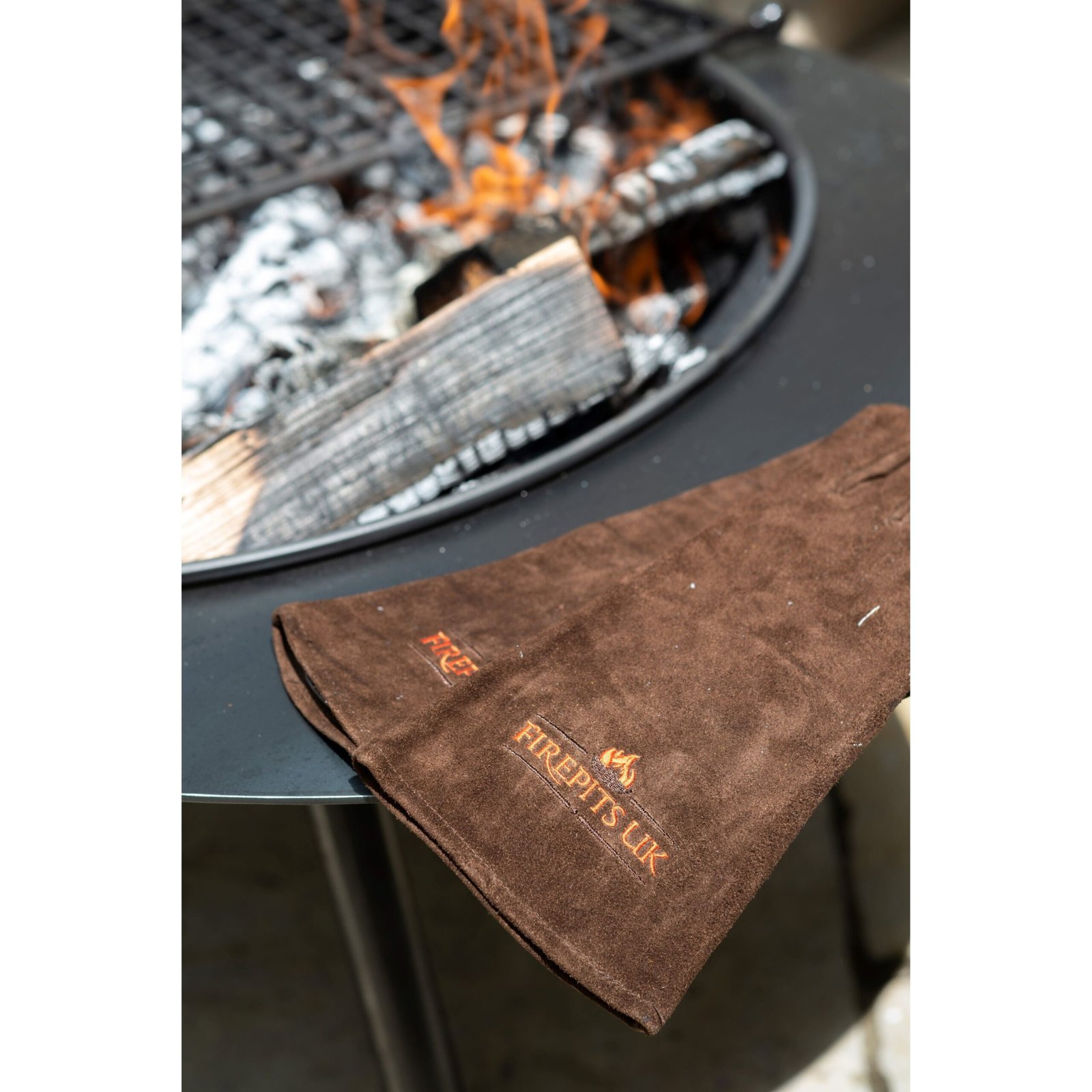 Firepits UK Brown Fire Pit BBQ Gloves GLV2 - Image 2